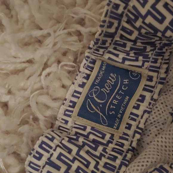 Boys size 4 Jcrew swim shorts - Picture 2 of 3